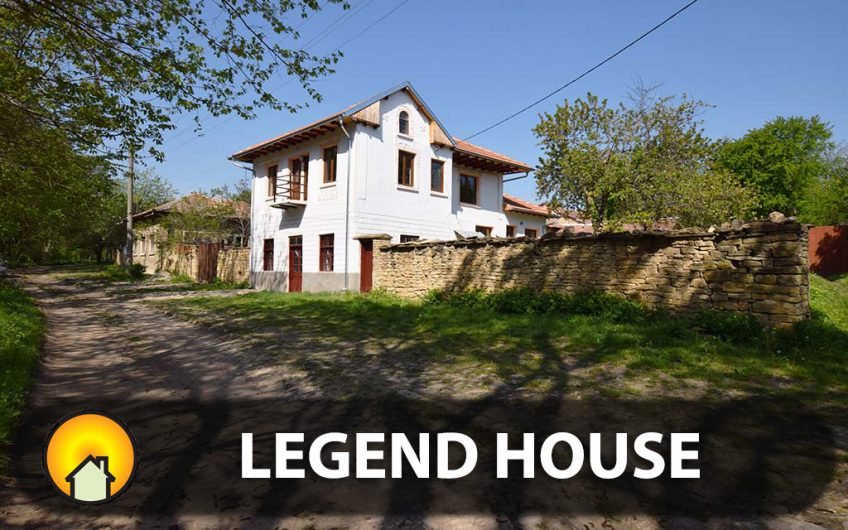 A FANTASTIC 2-STOREY PROPERTY WITH 3 BEDROOMS AND 2 SHOWER ROOMS IN A DREAM-LIKE LOCATION