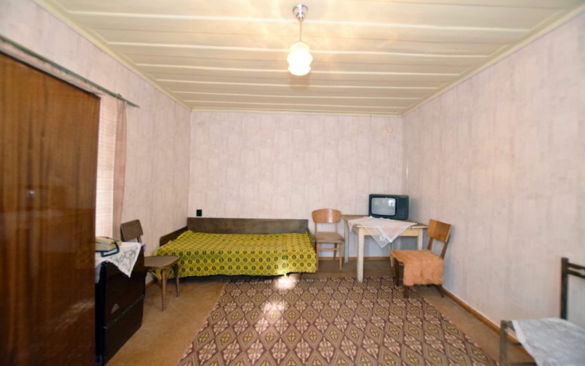 CHARMING TWO-STOREY HOME WITH SPACIOUS GARDEN AND SOLID OUTBUILDINGS AT THE QUIET EDGE OF NOVA VARBOVKA