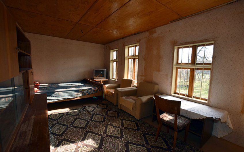 CHARMING TWO-STOREY HOME WITH SPACIOUS GARDEN AND SOLID OUTBUILDINGS AT THE QUIET EDGE OF NOVA VARBOVKA