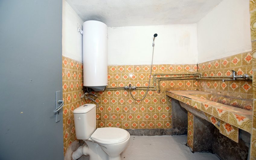 AN ASTONISHING PROPERTY WITH HIGH POTENTIAL IN THE VILLAGE OF ZHERNOV