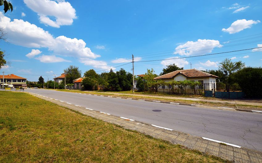A RARE FIND IN SOUTH-EASTERN BULGARIA PERFECT FOR ENJOYING A FANTASTIC LOCATION CLOSE TO THE BLACK SEA COAST