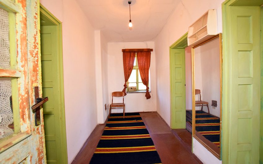 SPACIOUS FOUR-BEDROOM PROPERTY – HUGE 2,354 SQ.M. GARDEN – NUMEROUS ROOMS & OUTBUILDINGS – ENDLESS POSSIBILITIES