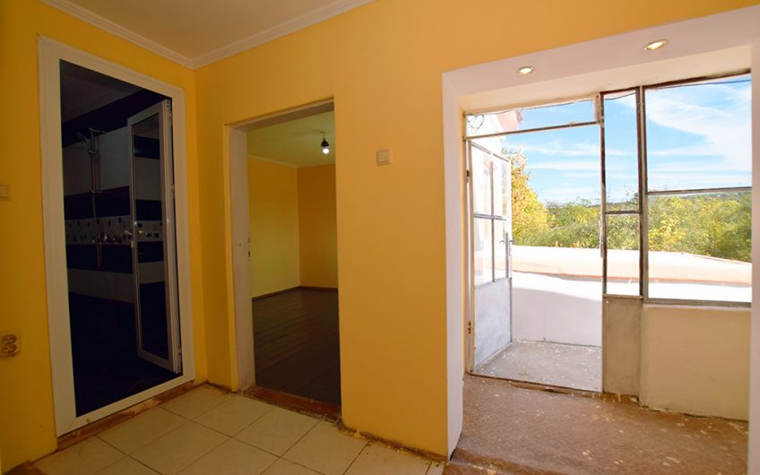 COTTON HOUSE – A CHARMING HOME A GENEROUS GARDEN, AND EASY ACCESS TO GREECE, TÜRKİYE AND THE BLACK SEA COAST