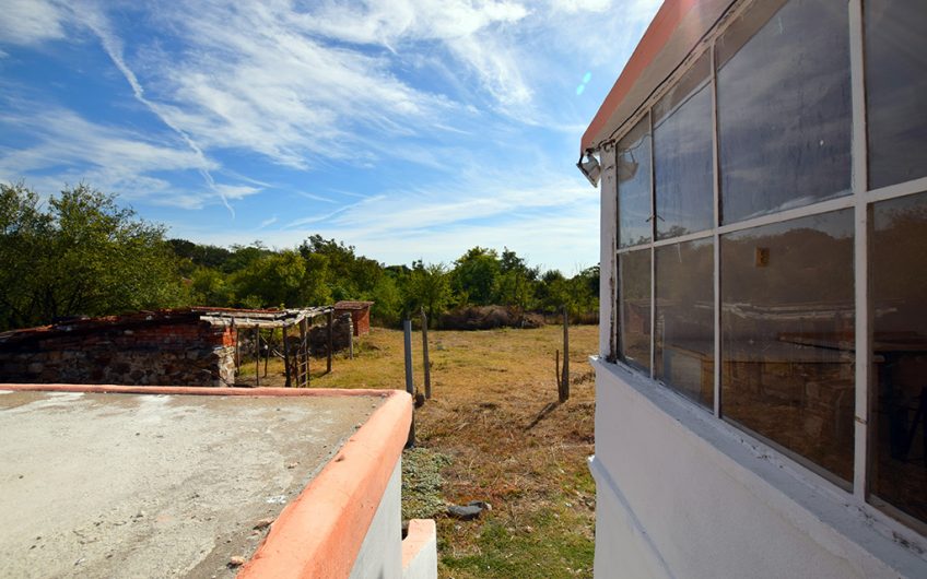 COTTON HOUSE – A CHARMING HOME A GENEROUS GARDEN, AND EASY ACCESS TO GREECE, TÜRKİYE AND THE BLACK SEA COAST