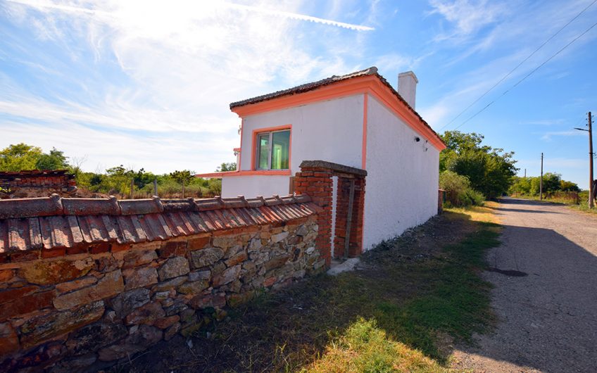 COTTON HOUSE – A CHARMING HOME A GENEROUS GARDEN, AND EASY ACCESS TO GREECE, TÜRKİYE AND THE BLACK SEA COAST