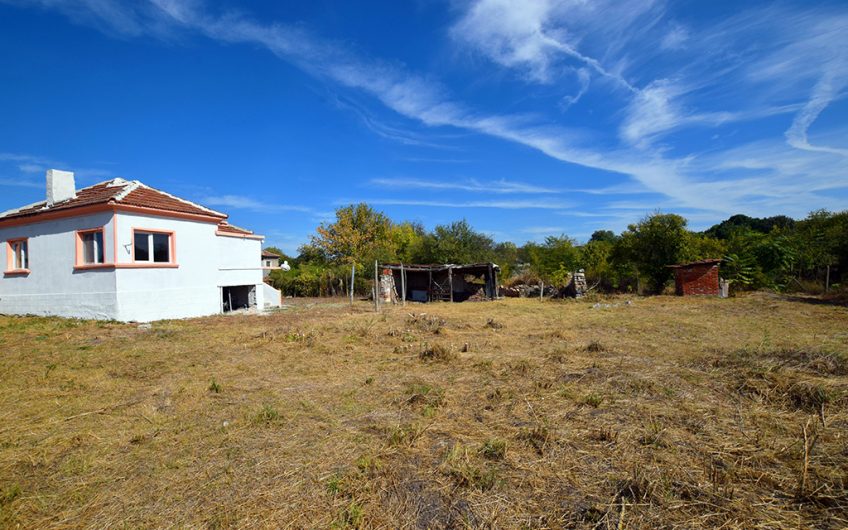 COTTON HOUSE – A CHARMING HOME A GENEROUS GARDEN, AND EASY ACCESS TO GREECE, TÜRKİYE AND THE BLACK SEA COAST